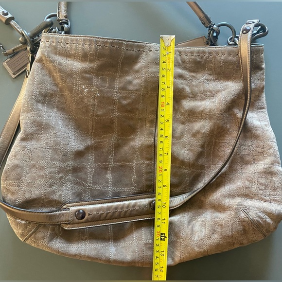 Coach - light brown/tan suede shoulder and crossbody purse - Picture 4 of 6